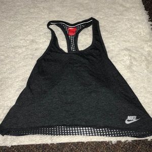Nike Crop Workout Top